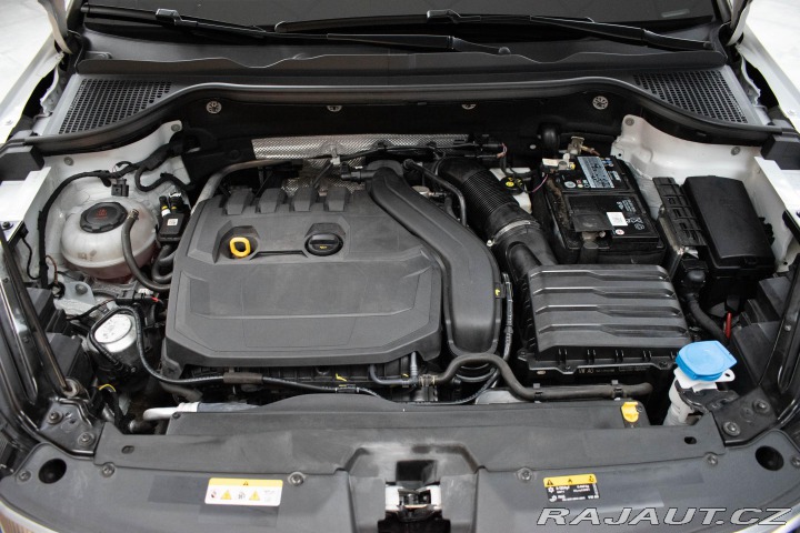 Škoda Karoq 1.5 TSI 110 STYLE*KAMERA* 2021
