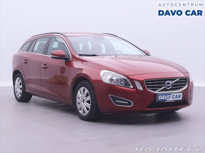 Volvo V60 2,0 D3 120kW V5 Momentum