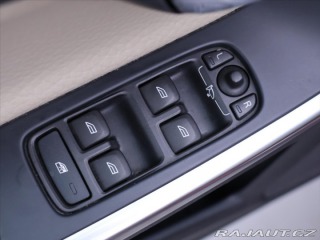 Volvo V60 2,0 D3 120kW V5 Momentum 2011