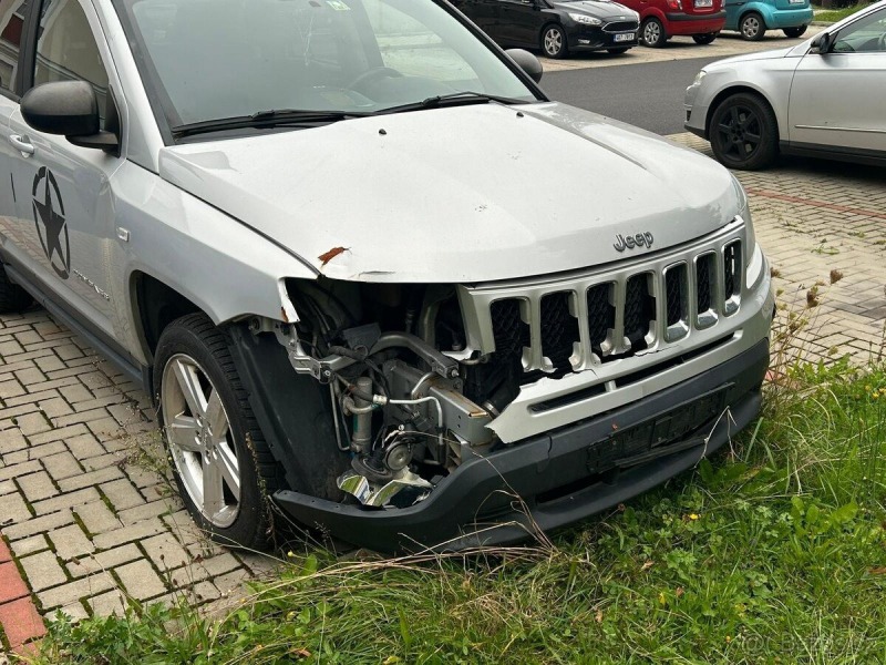 Jeep Compass 2,2   CRD limited