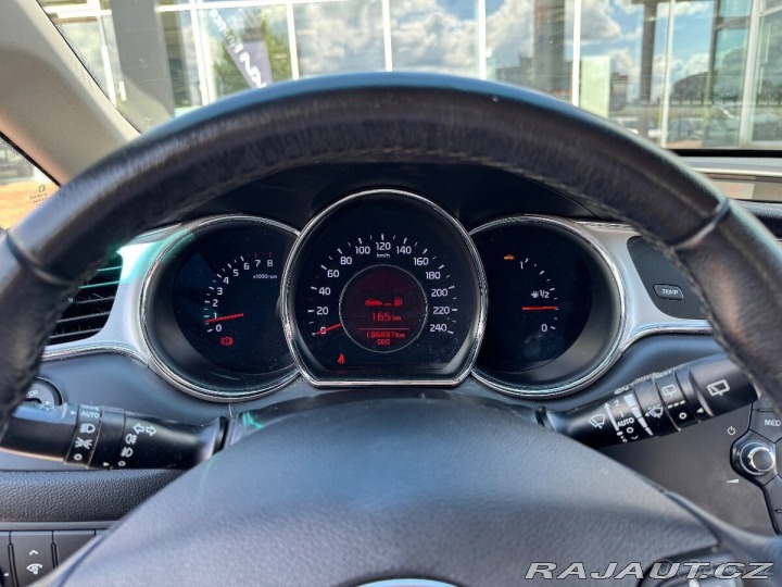 Kia Ceed 1,6 99kW, 1 majitel 2015