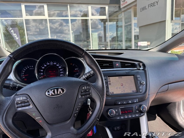 Kia Ceed 1,6 99kW, 1 majitel 2015