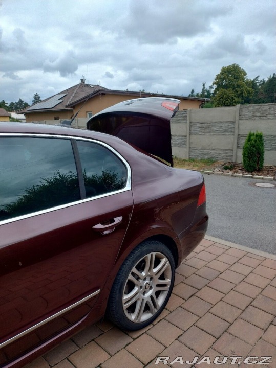 Škoda Superb 2,0 II 2009