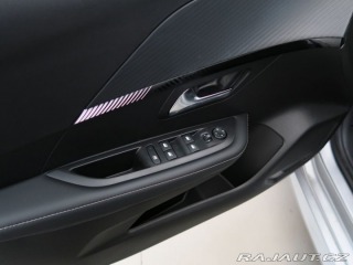 Peugeot 208 1.2HYBRID,CZ,ALLURE,e-DCS 2024