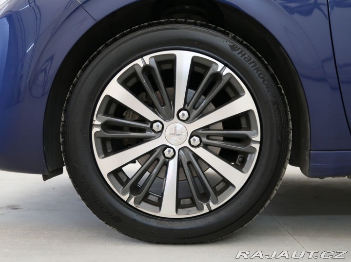 Peugeot 208 1.2PureTech,60kW,ALLURE,M 2017