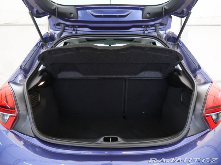 Peugeot 208 1.2PureTech,60kW,ALLURE,M 2017