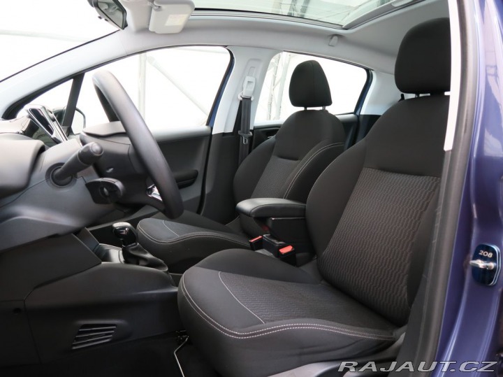 Peugeot 208 1.2PureTech,60kW,ALLURE,M 2017