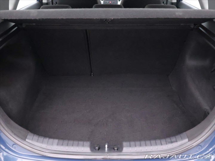 Kia Ceed 1,4 i 77kW Klima Serv. Kn 2012