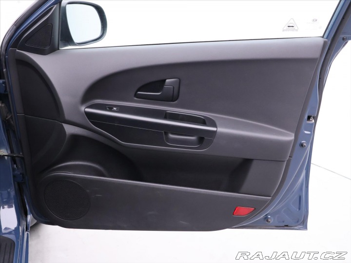 Kia Ceed 1,4 i 77kW Klima Serv. Kn 2012