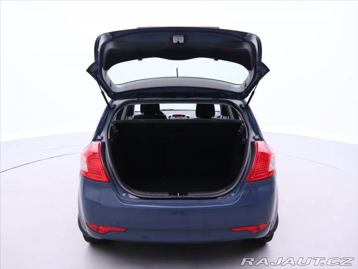 Kia Ceed 1,4 i 77kW Klima Serv. Kn 2012