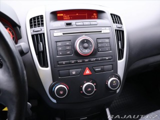 Kia Ceed 1,4 i 77kW Klima Serv. Kn 2012