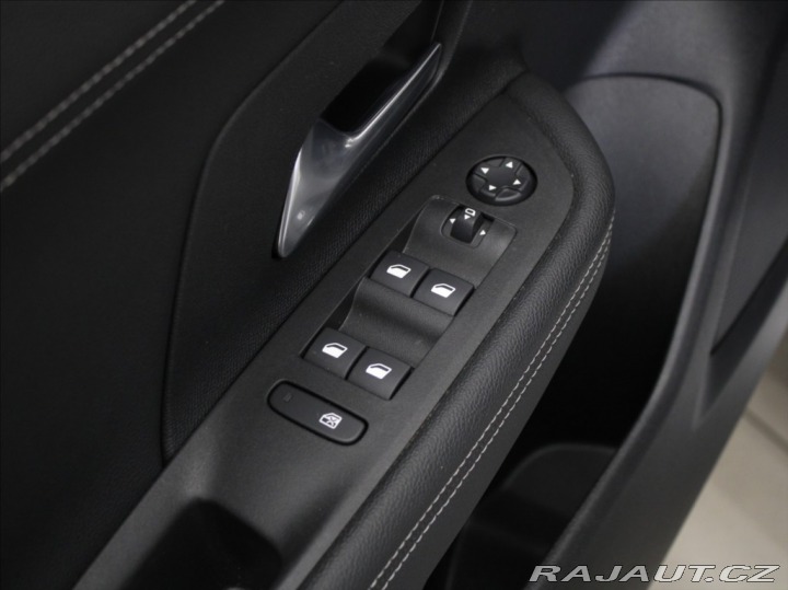 Opel Mokka 0,1 50kWh Ultimate 9 980k 2023