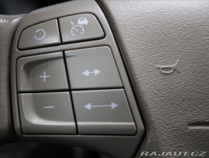 Volvo XC60 2,4 D AWD AT KŮŽE VÝHŘEV 2008