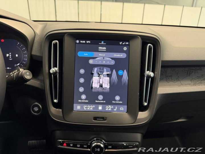 Volvo XC40 B3 - 2.0L 163HP + 14HP AT 2025