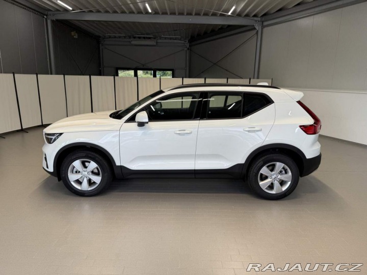 Volvo XC40 B3 - 2.0L 163HP + 14HP AT 2025
