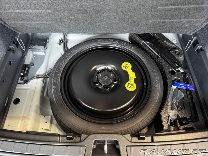 Volvo XC40 B3 - 2.0L 163HP + 14HP AT 2025