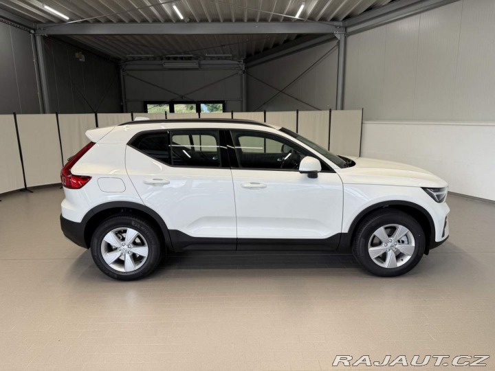 Volvo XC40 B3 - 2.0L 163HP + 14HP AT 2025