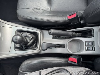 Subaru Forester 4X4 2,0i 116 KW STK KOLA 2005