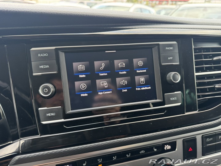 Volkswagen Caravelle 6,1 DSG 8 MÍST 110KW 2020