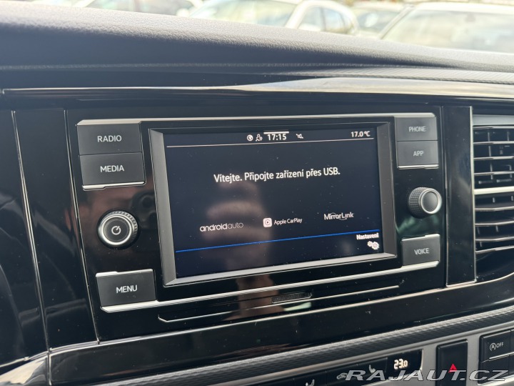 Volkswagen Caravelle 6,1 DSG 8 MÍST 110KW 2020