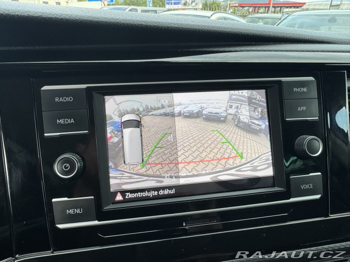 Volkswagen Caravelle 6,1 DSG 8 MÍST 110KW 2020