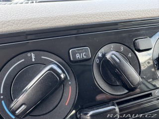 Volkswagen up! 1,0i 44 KW 1. MAJ. STK SŠ 2013