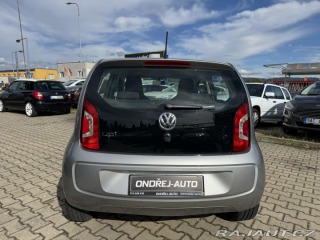Volkswagen up! 1,0i 44 KW 1. MAJ. STK SŠ 2013