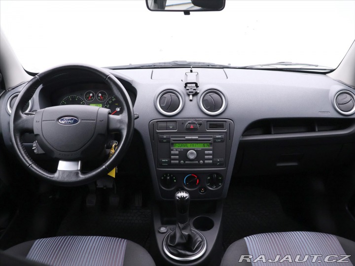 Ford Fusion 1,4 16V 59kW Klima Tažné 2012