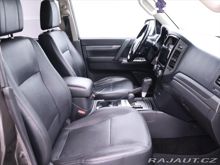 Mitsubishi Pajero 3,2 140kW DPH 2016