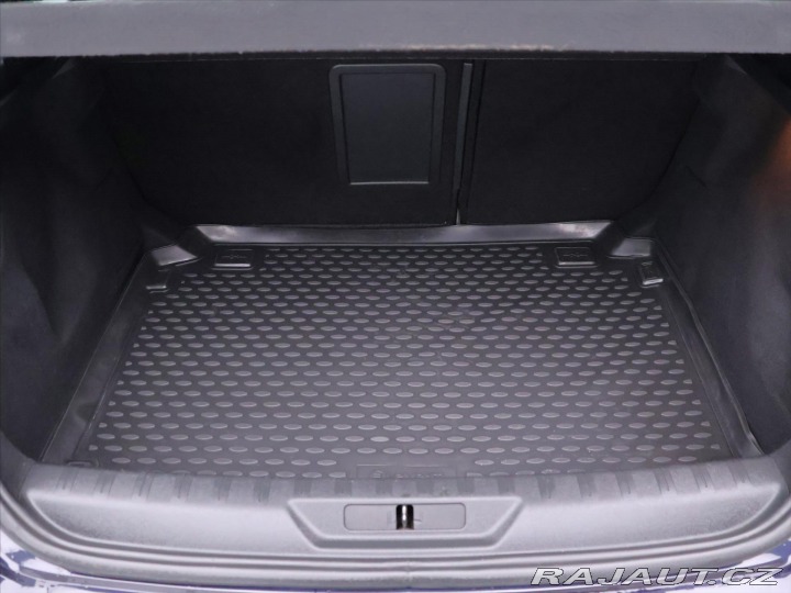 Peugeot 308 1,6 THP 115kW Allure CZ 2015
