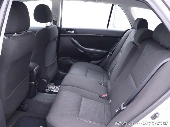 Toyota Avensis 1,8 VVTi 95kW Klimatizace 2005
