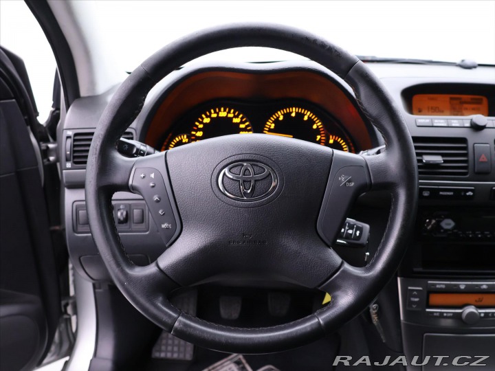 Toyota Avensis 1,8 VVTi 95kW Klimatizace 2005
