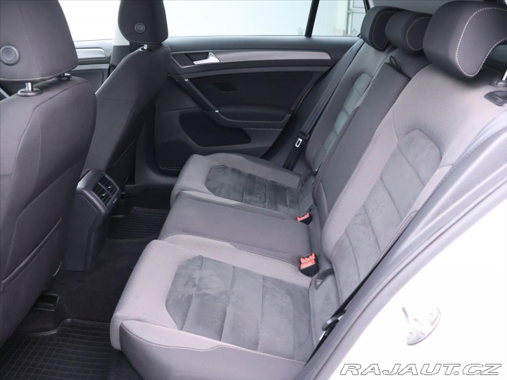 Volkswagen Golf 1,5 TSI 96kW CZ Comfortli 2019