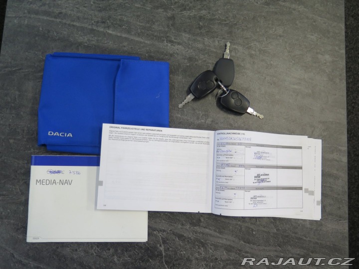 Dacia Duster 1.2TCe,navi,klima,tažné,k 2014