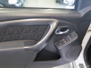 Dacia Duster 1.2TCe,navi,klima,tažné,k 2014