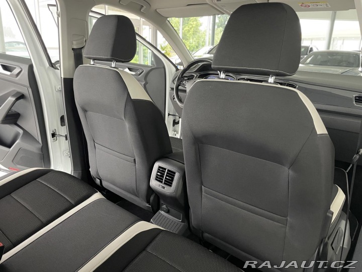 Volkswagen T-Roc 1,5TSI DSG*110kW*REZERVAC 2019