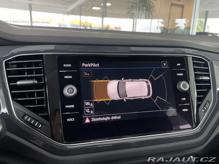 Volkswagen T-Roc 1,5TSI DSG*110kW*REZERVAC 2019