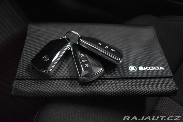 Škoda Octavia RS 2.0 TSI*REZERVACE* 2021