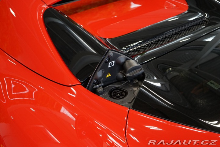 Ferrari 296 GTS LIFT*ACC*360*ZÁRUKA*C 2025