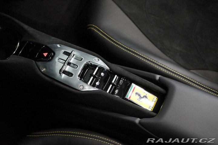 Ferrari 296 GTS LIFT*ACC*360*ZÁRUKA*C 2025