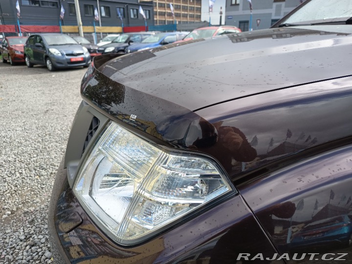 Nissan Navara 2,5DCi Road Ranger 4X4 ČR 2015