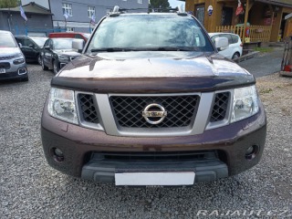 Nissan Navara 2,5DCi Road Ranger 4X4 ČR 2015