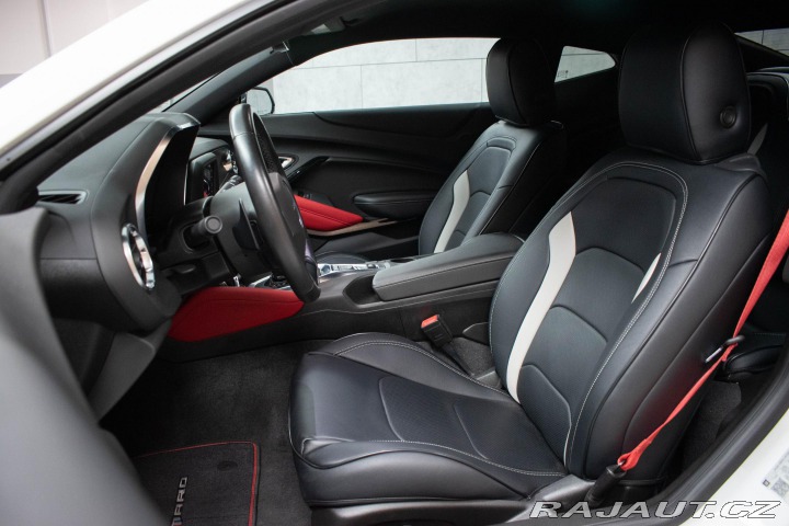 Chevrolet Camaro V8 6.2 339kW*A/T*2021*52. 2021