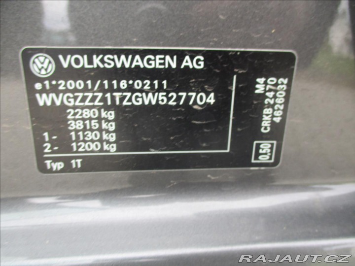 Volkswagen Touran 1,6 TDi 81kw 7sedadel Rad 2015
