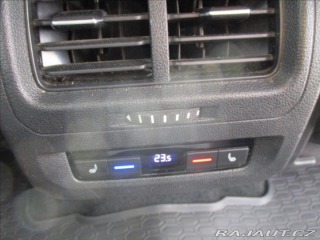 Volkswagen Touran 1,6 TDi 81kw 7sedadel Rad 2015
