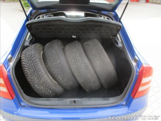 Škoda Octavia 1,6 MPi 75kw 2x alu, konč 2005