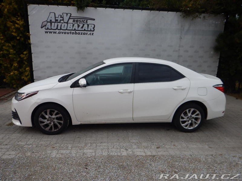 Toyota Corolla 1.6 VVTi, ČR, AUTOMAT