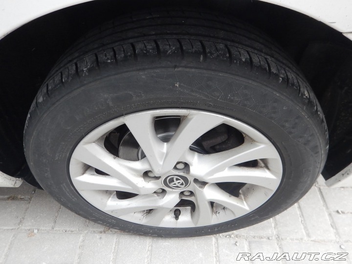Toyota Corolla 1.6 VVTi, ČR, AUTOMAT 2017