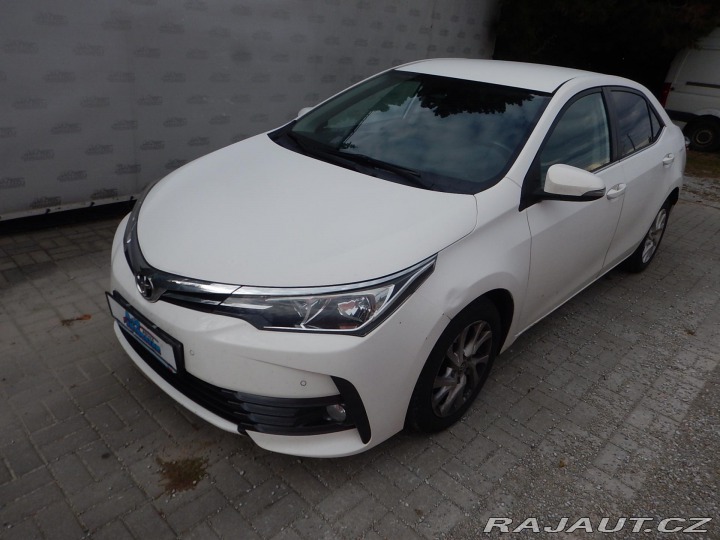 Toyota Corolla 1.6 VVTi, ČR, AUTOMAT 2017