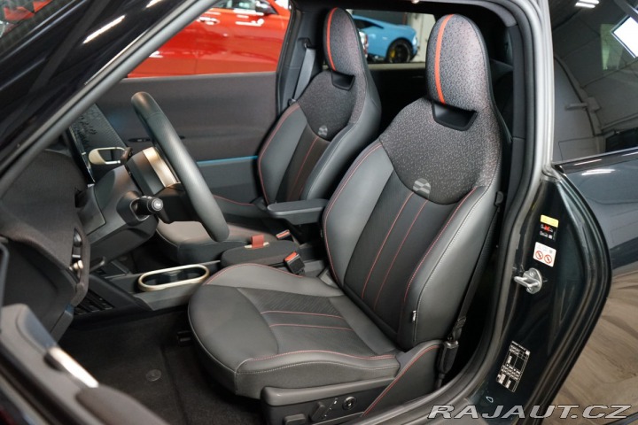 Mini Cooper JCW*PANO*PAKET XL*ZÁRUKA* 2024